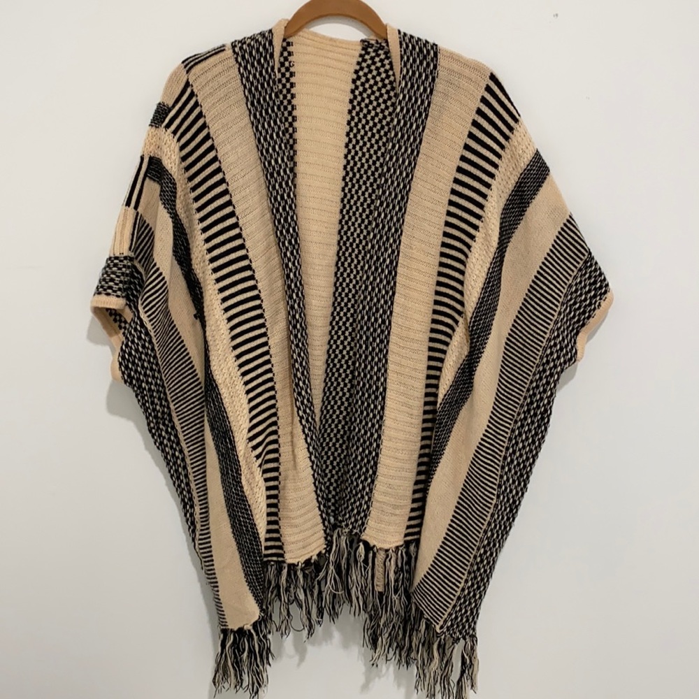Boho chic fringe sweater